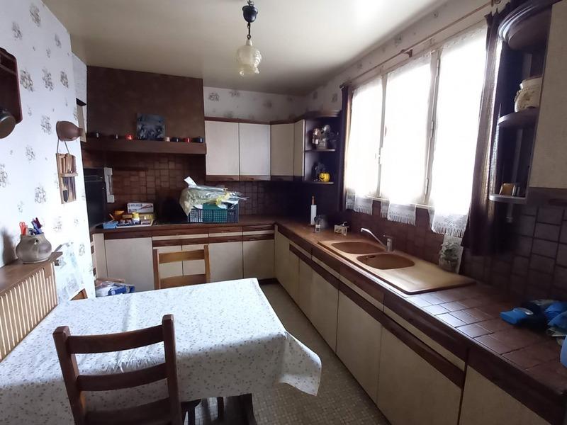 Maison - 96 m² - 4 pièces