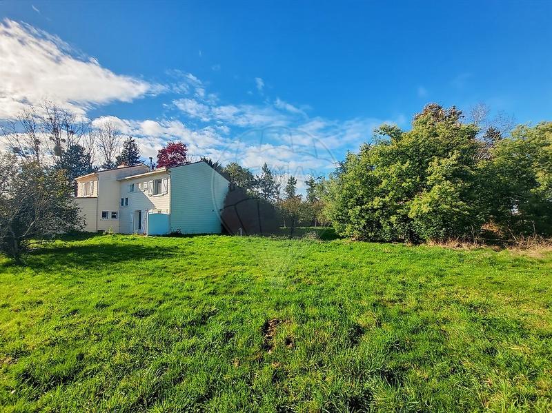 Propriété - 158 m² - 6 pièces