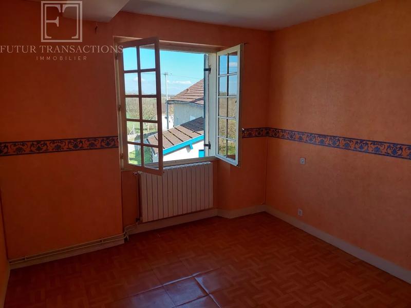 Maison - 192 m² - 11 pièces