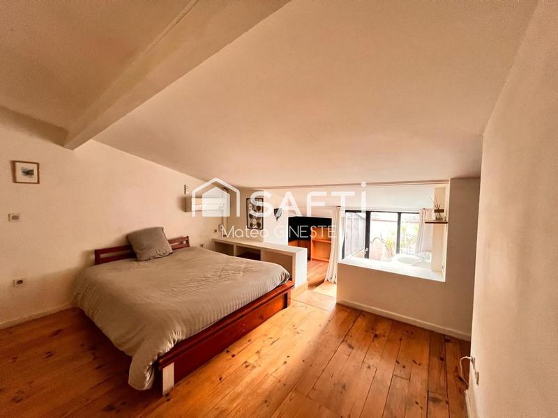 Maison - 192 m² - 9 pièces