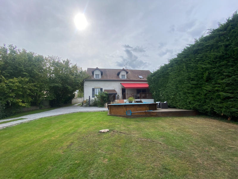 Maison - 158 m² - 5 pièces