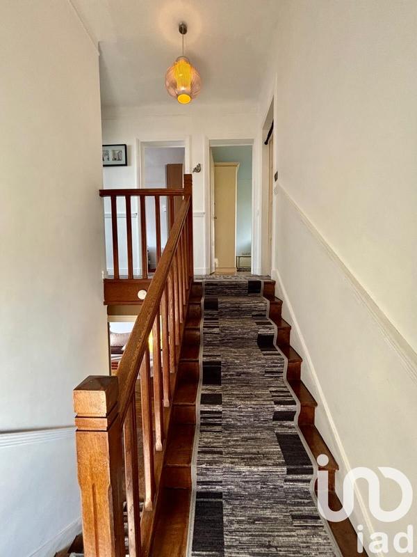 Maison - 104 m² - 6 pièces