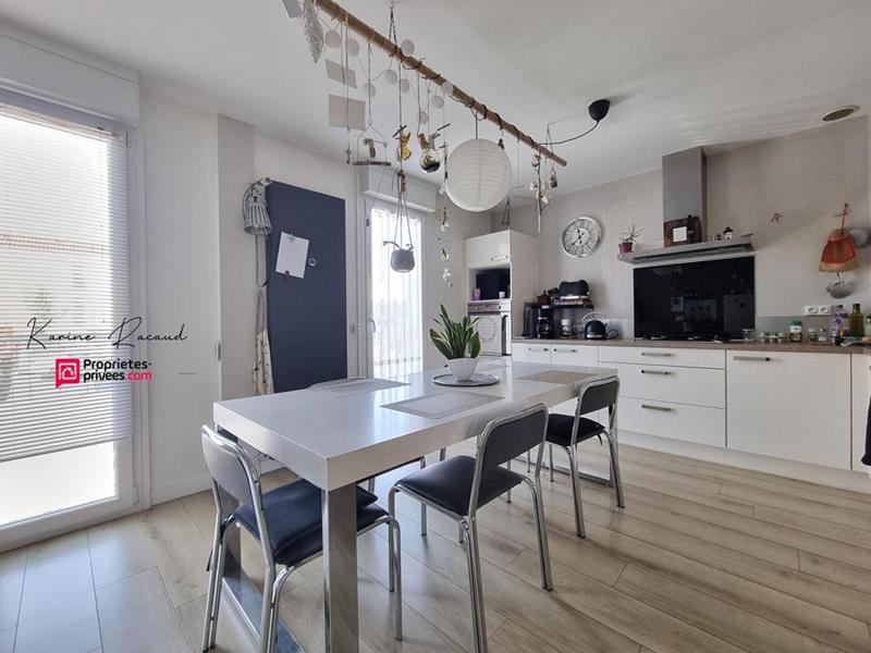 Maison - 98 m² - 5 pièces
