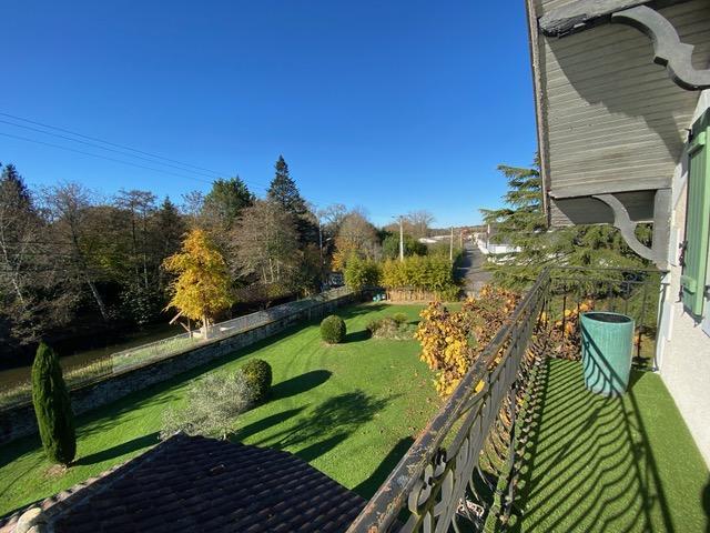 Maison ancienne - 285 m² - 10 pièces