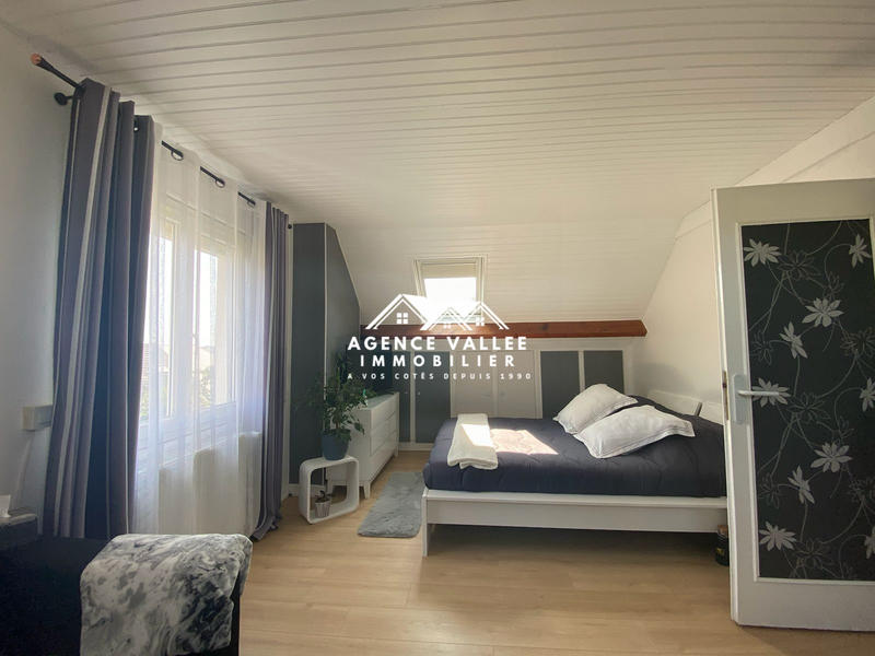 Maison - 153 m² - 7 pièces