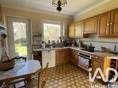 Maison - 187 m² - 8 pièces