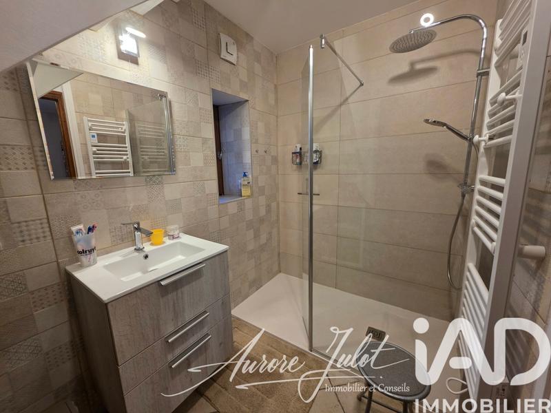 Maison - 138 m² - 5 pièces