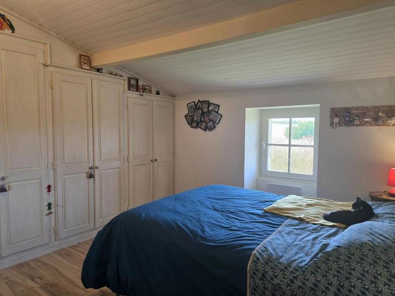 Maison - 221 m² - 7 pièces