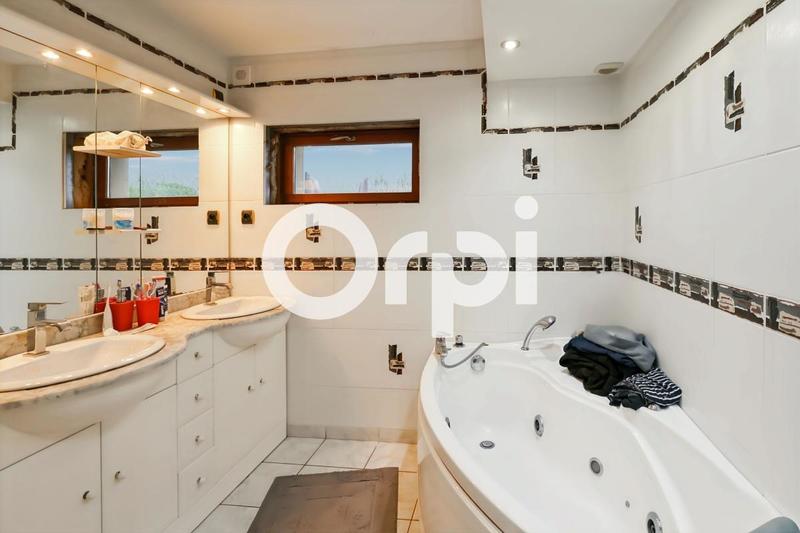 Maison - 154 m² - 1 pièce