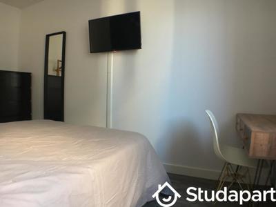 Chambre - 9 m² - 1 pièce