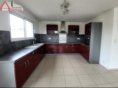 Maison - 120 m² - 5 pièces