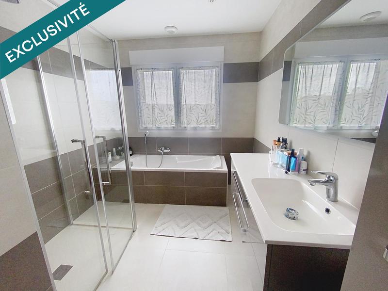 Maison - 95 m² - 4 pièces