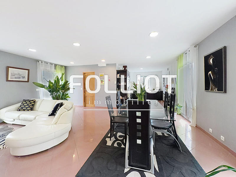 Maison - 115 m² - 5 pièces