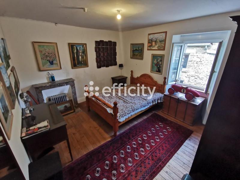 Maison en pierre - 125 m² - 6 pièces