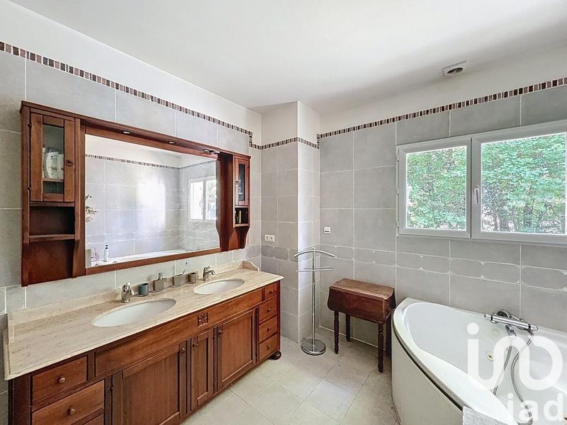 Maison de maîtres - 214 m² - 7 pièces