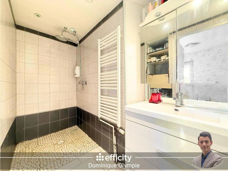 Maison - 160 m² - 7 pièces