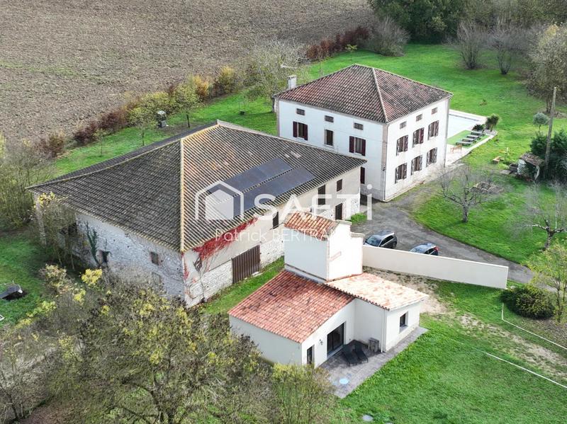 Maison de maîtres - 319 m² - 7 pièces