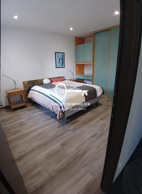 Maison - 197 m² - 5 pièces