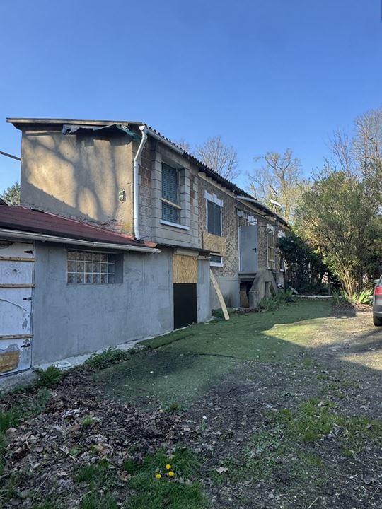 Maison traditionnelle - 85 m² - 6 pièces