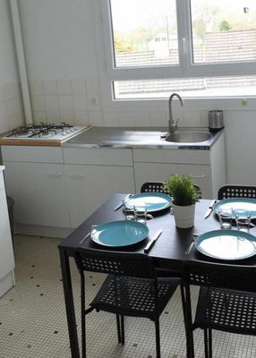 Chambre - 15 m² - 4 pièces