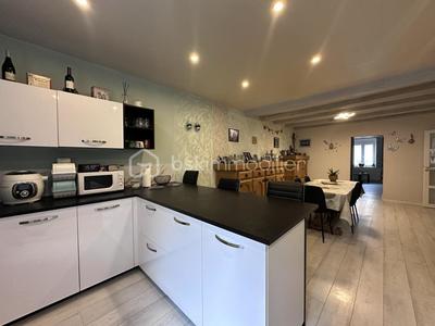 Maison de ville - 229 m² - 8 pièces