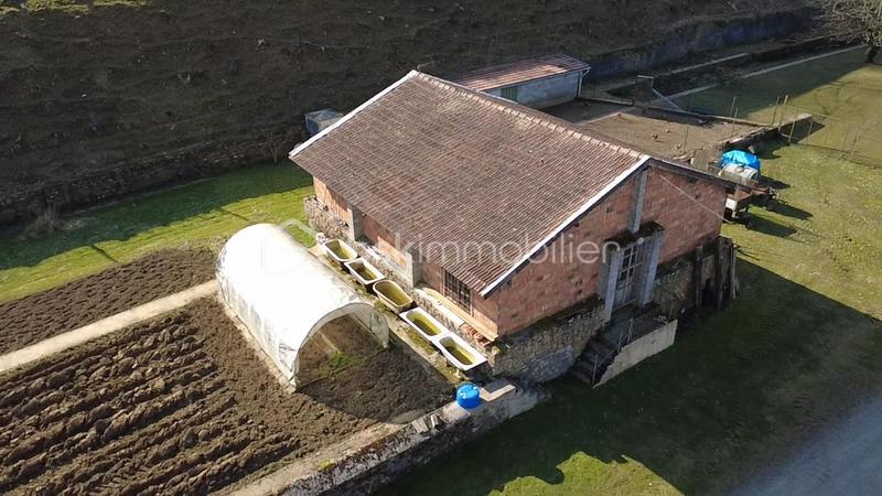 Maison de campagne - 727 m² - 5 pièces