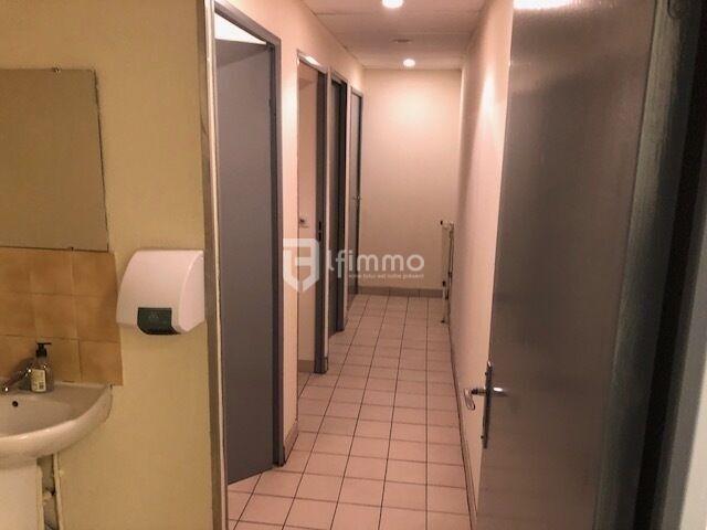 Bureau - 330 m² - 13 pièces