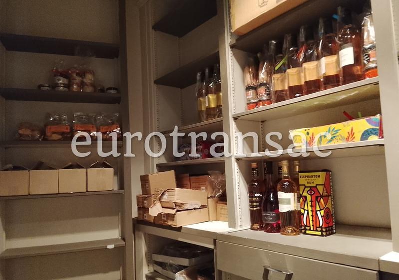 Fonds de commerce - Local d'activité / Entrepôt - 61 m²