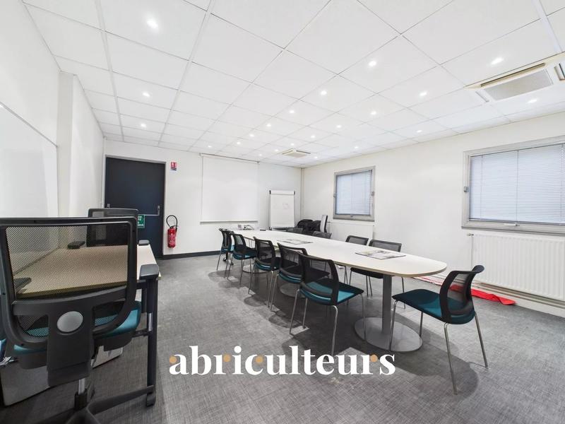 Bureau - 310 m² - 1 pièce