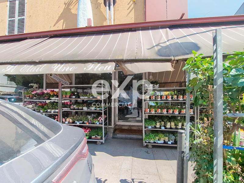 Fonds de commerce - Local commercial - 114 m²