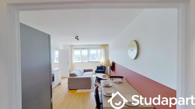 Chambre - 12 m² - 1 pièce