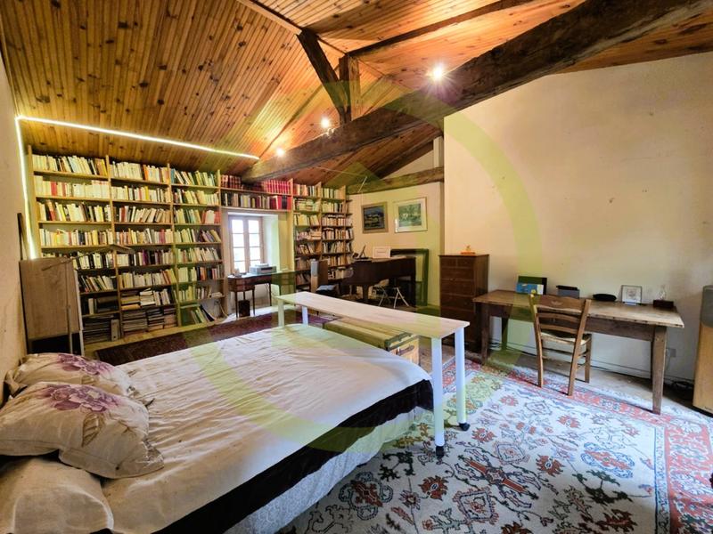 Maison - 145 m² - 5 pièces