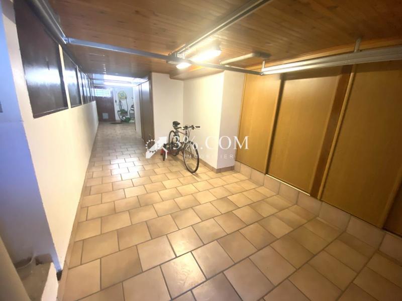 Maison - 230 m² - 8 pièces