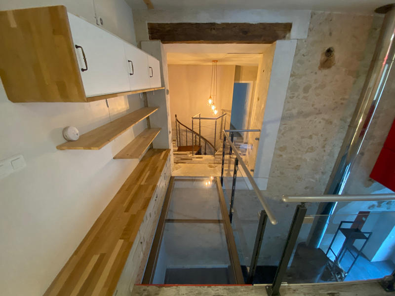 Propriété - 360 m² - 13 pièces