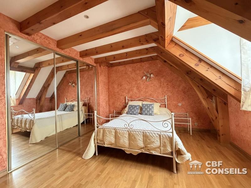 Maison - 180 m² - 6 pièces