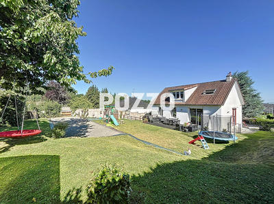 Maison - 102 m² - 5 pièces