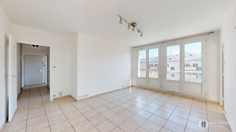Appartement - 66 m² - 4 pièces