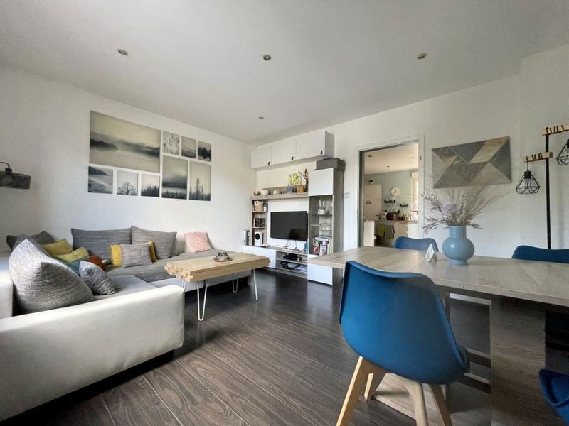 Appartement - 64 m² - 3 pièces