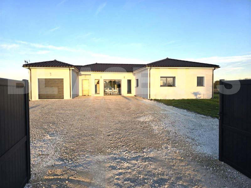 Maison - 145 m² - 5 pièces