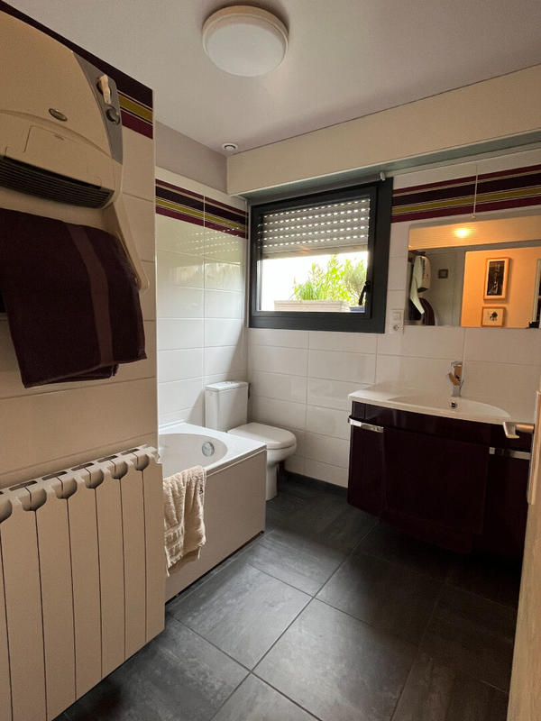 Maison - 138 m² - 5 pièces