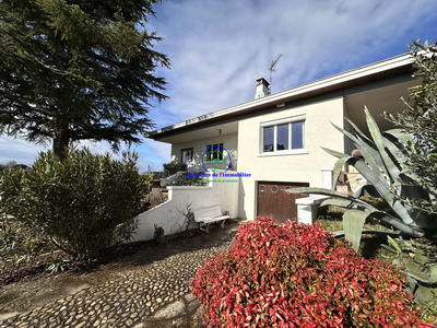 Maison traditionnelle - 132 m² - 5 pièces