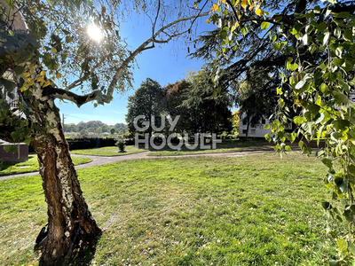 Appartement - 96 m² - 4 pièces