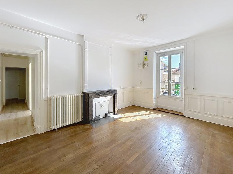 Appartement - 77 m² - 3 pièces