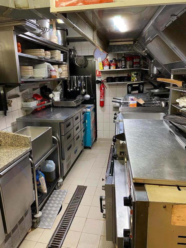 Local commercial - 121 m²