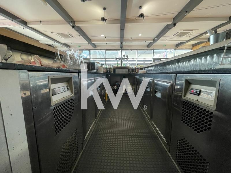 Fonds de commerce - Magasins - 200 m²