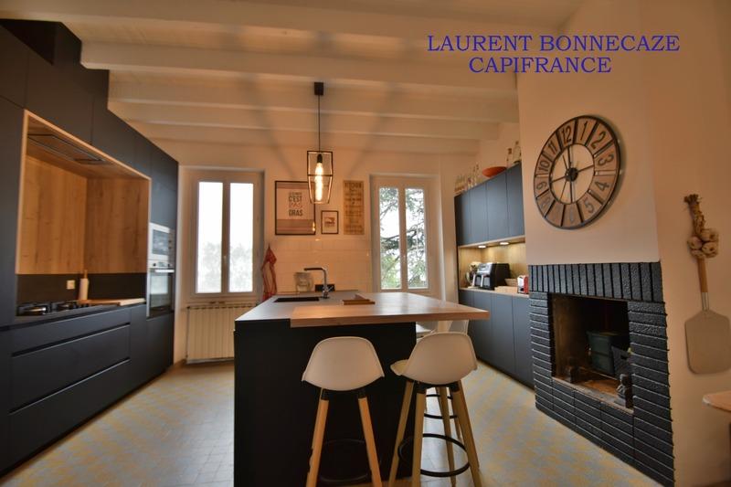 Maison - 283 m² - 6 pièces