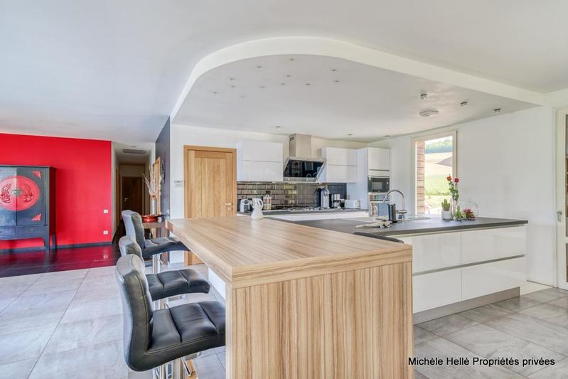 Maison - 285 m² - 7 pièces