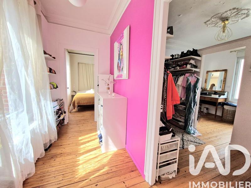 Maison - 267 m² - 10 pièces