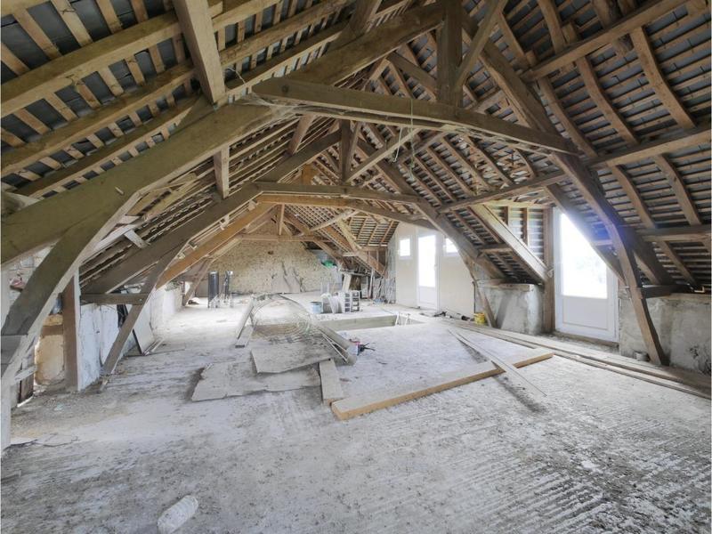 Maison - 220 m² - 4 pièces