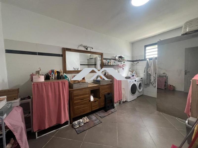 Maison - 130 m² - 4 pièces